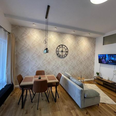 Ferienwohnung Schulerhaus Stetten am Kalten Markt Bagian luar foto