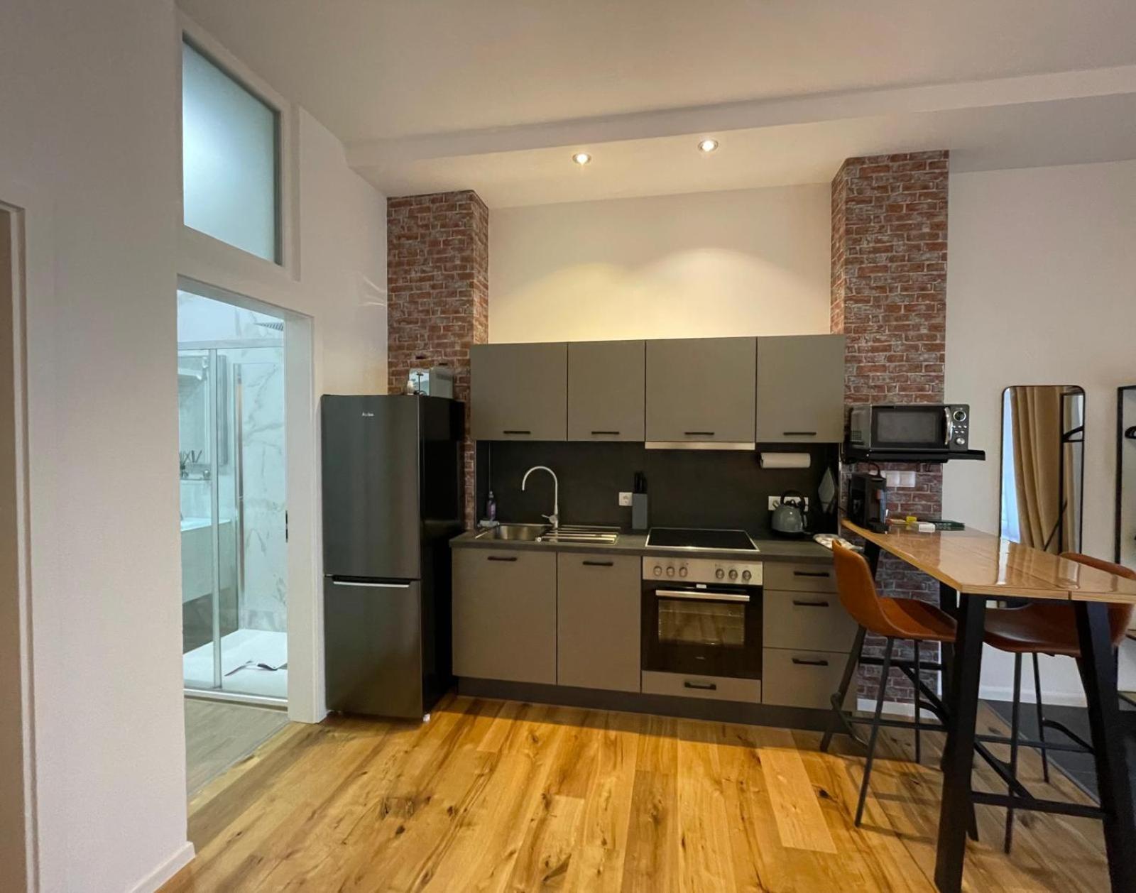 Ferienwohnung Schulerhaus Stetten am Kalten Markt Bagian luar foto