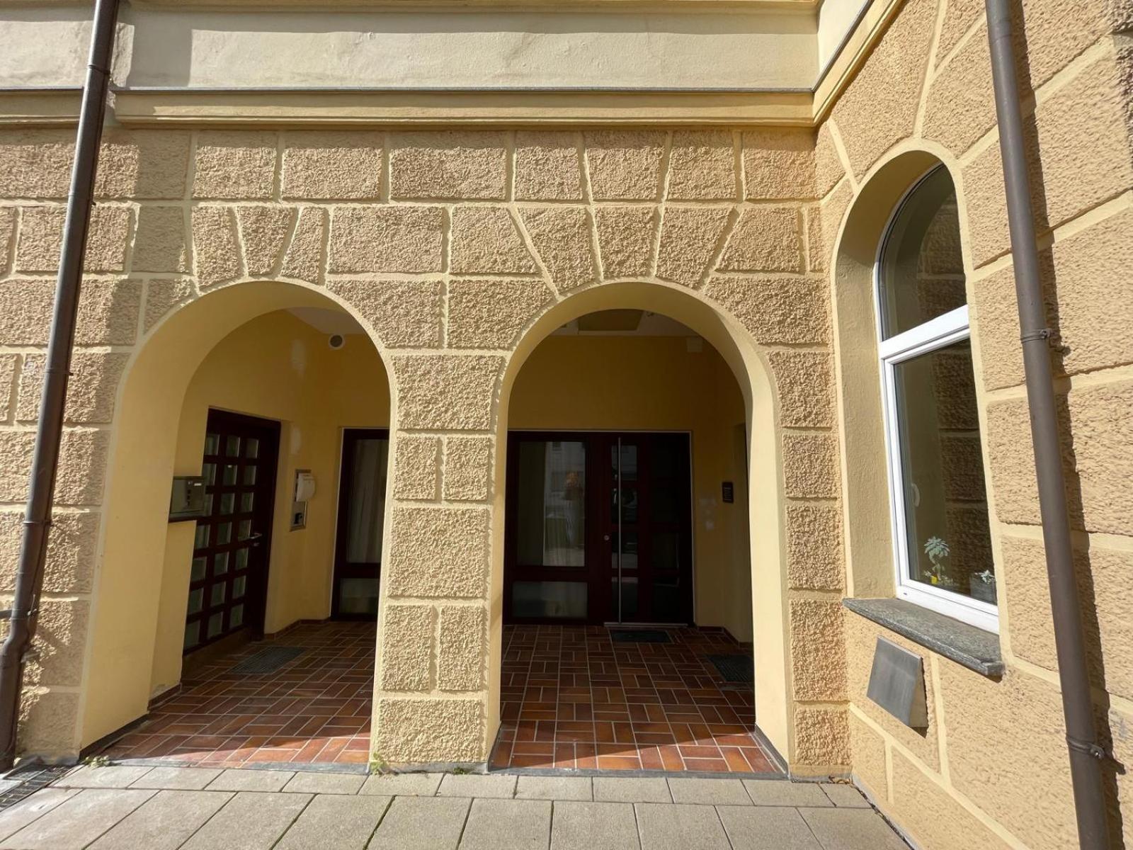Ferienwohnung Schulerhaus Stetten am Kalten Markt Bagian luar foto